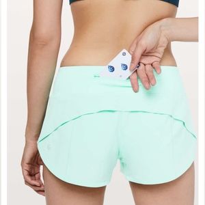 Lululemon Mint Speed Up Short 2.5"
